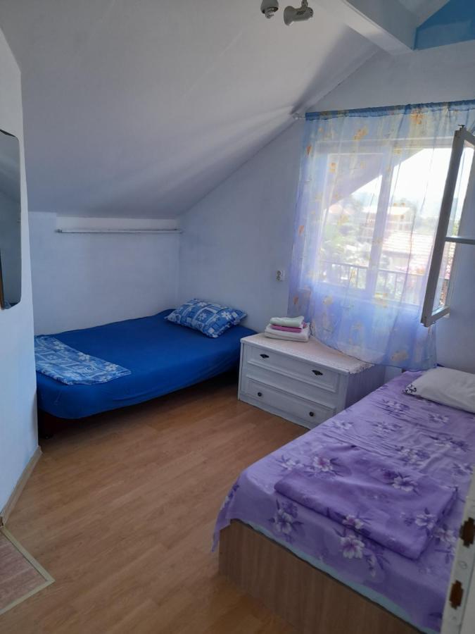 Eleni Apartment Тиват Екстериор снимка